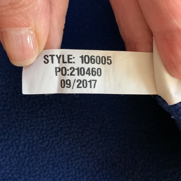 Vineyard Vines Quarter Snap Pullover - Picture 9 of 15